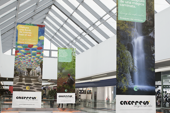 cropped-cropped-outdoor_tribanner.png